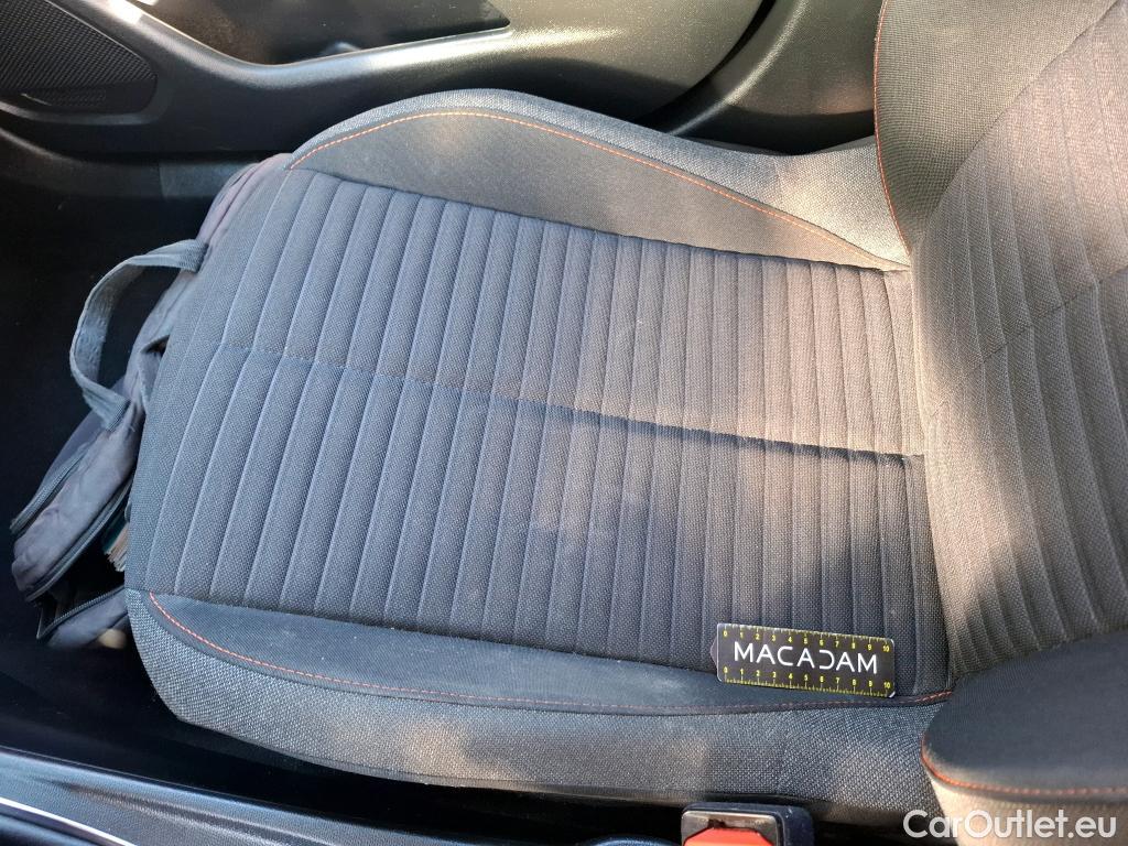  Peugeot  2008  Active Pack 1.5 HDi 110CV BVM6 E6d #16