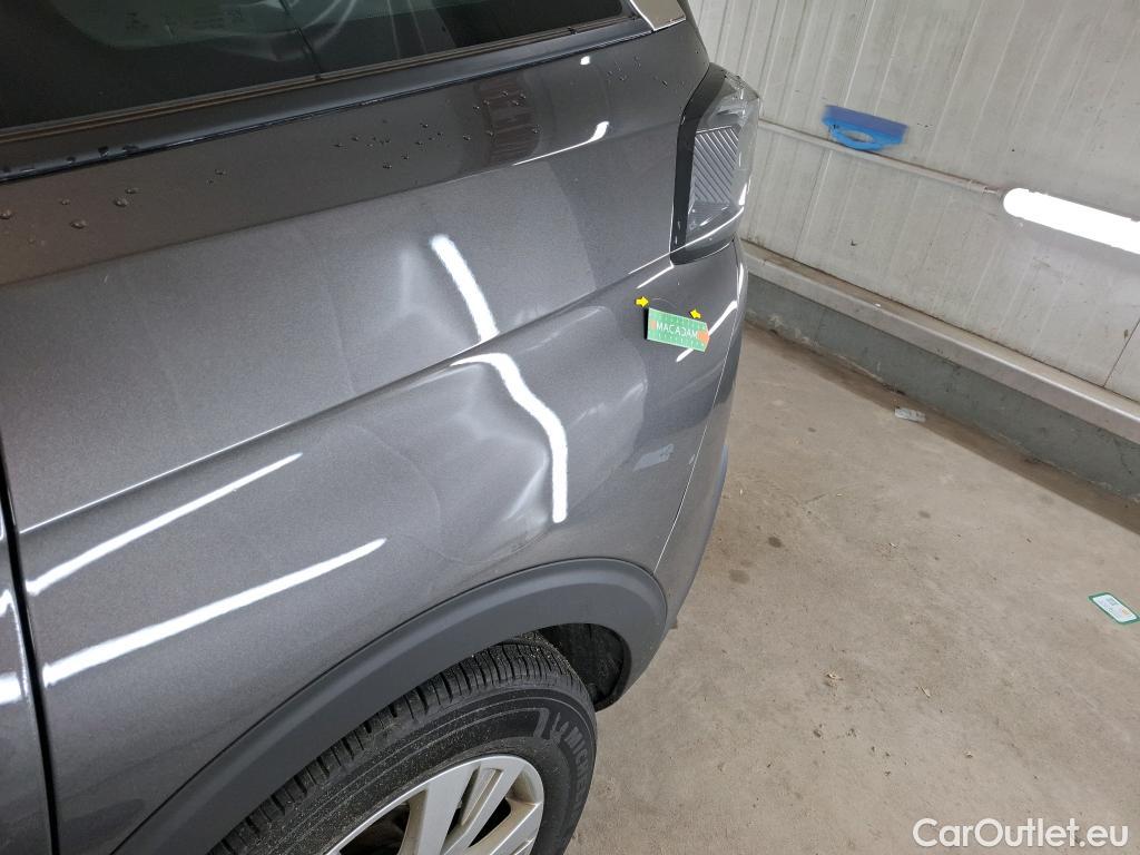  Peugeot  5008  Active Pack 1.5 HDi 130CV BVA8 7 Sieges E6d #8