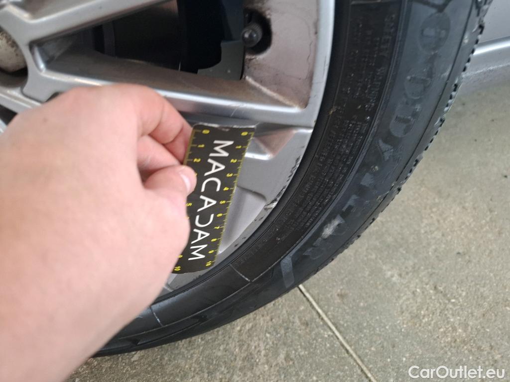  Peugeot  308  Allure 1.2 PureTech 130CV BVA8 E6d #20