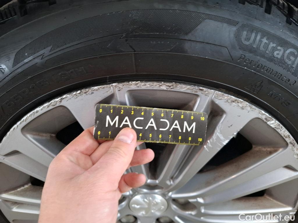  Peugeot  308  Allure 1.2 PureTech 130CV BVA8 E6d #23