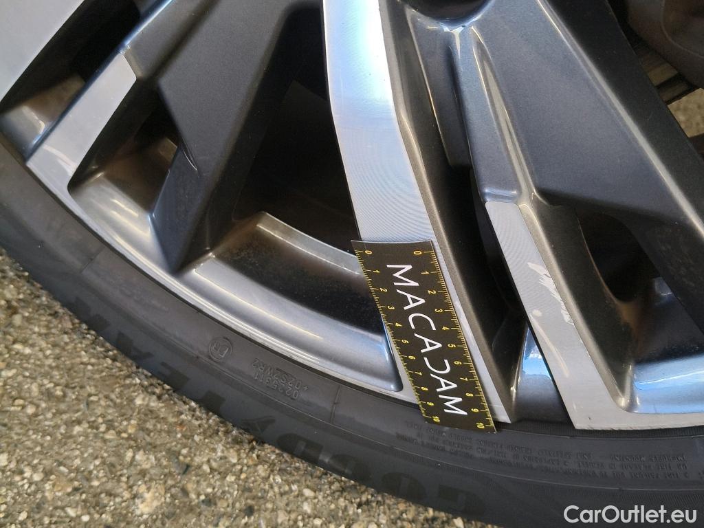  Peugeot  3008  II Allure Pack 1.5 HDi 130CV BVA8 E6d #17