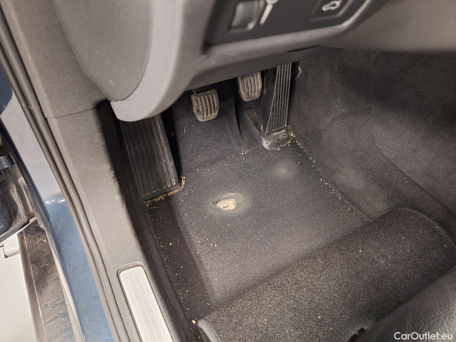  Volvo  V60 Volvo,  '18, Volvo  D3 Momentum Pro 5d #52