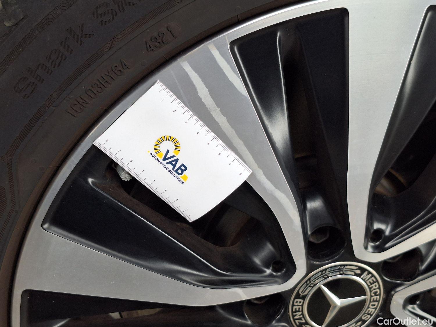  Mercedes  A-Klasse Mercedes, A-Class Ber '18 PHEV, Mercedes-Benz  Limousine A 250e Business S #2