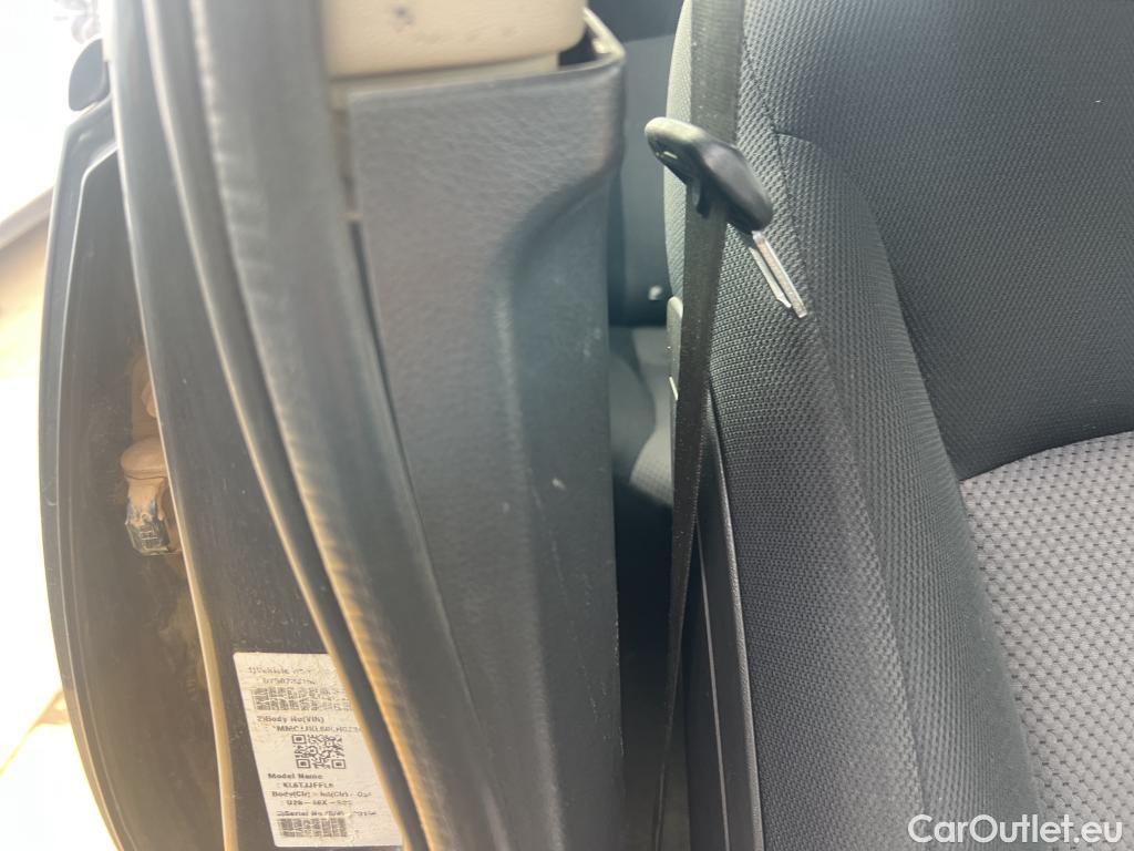  Mitsubishi  L200 MITSUBISHI  / 2019 / 4P / pickup doble cabina D/C 220 DI-D M-Pro #49