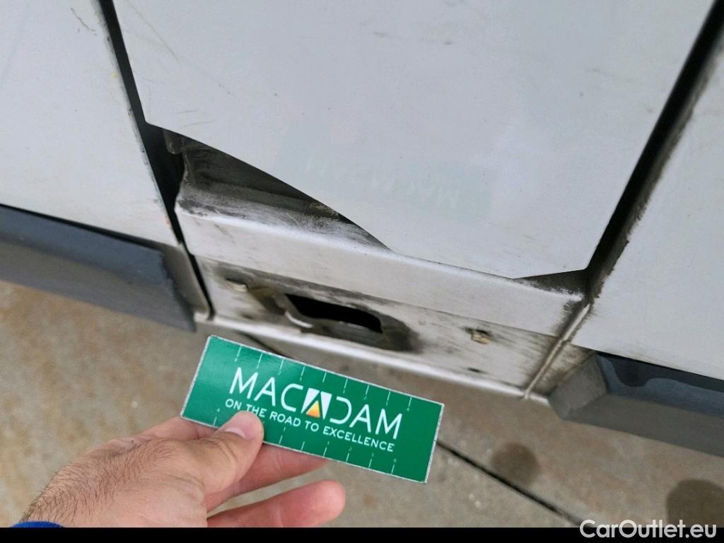  Citroen  Jumper CITROEN  / 2014 / 4P / furgón BlueHDi 88KW (120CV) Furgón 35L2H2 #69