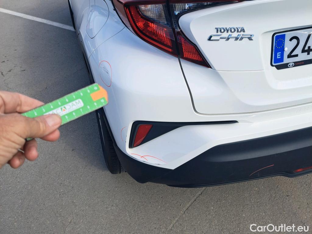  Toyota  C-HR TOYOTA  / 2019 / 5P / todoterreno 1.8 125H Active #19