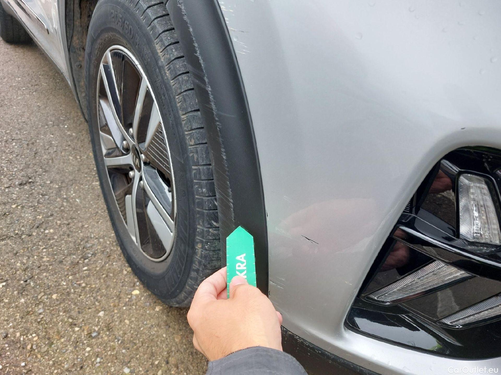  KIA  Niro KIA  / 2019 / 5P / crossover 1.6 GDi PHEV 104kW (141CV) Drive #5