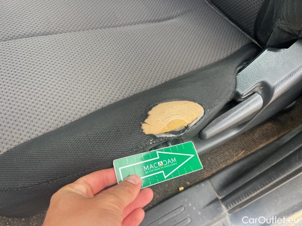  Mitsubishi  L200 MITSUBISHI  / 2019 / 4P / pickup doble cabina D/C 220 DI-D M-Pro #30