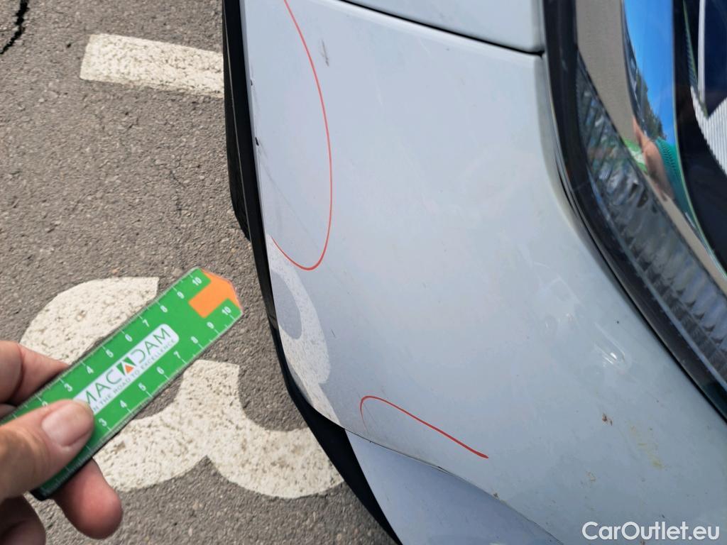  Toyota  C-HR TOYOTA  / 2019 / 5P / todoterreno 1.8 125H Active #18