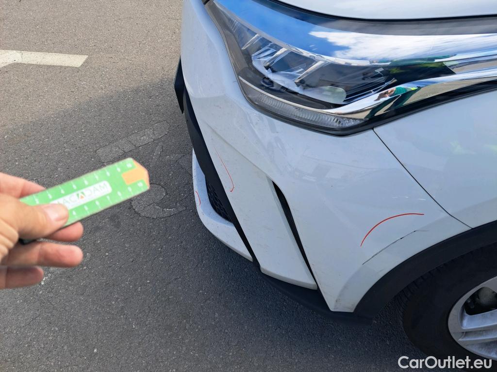  Toyota  C-HR TOYOTA  / 2019 / 5P / todoterreno 1.8 125H Active #15