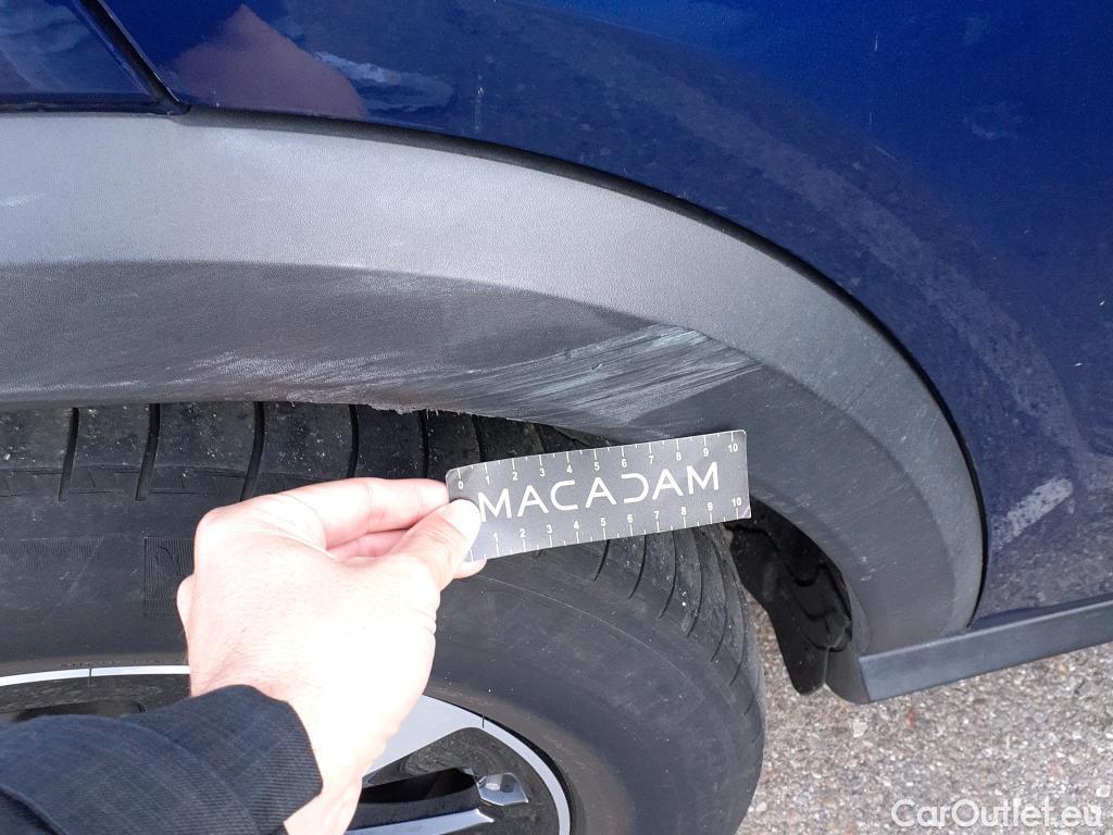  Mercedes  G-Klasee MERCEDES-BENZ GLE / 2018 / 5P / todoterreno GLE 350 de 4MATIC (Híbrido Enchufable) #29