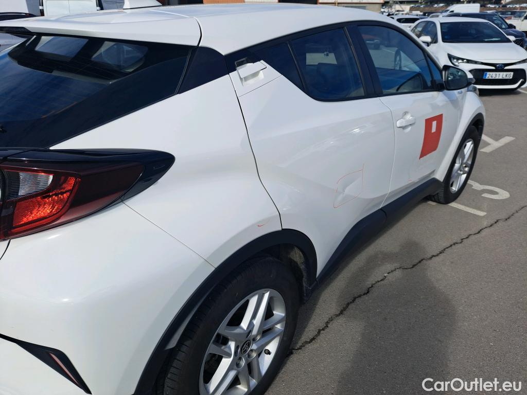  Toyota  C-HR TOYOTA  / 2019 / 5P / todoterreno 1.8 125H Active #11