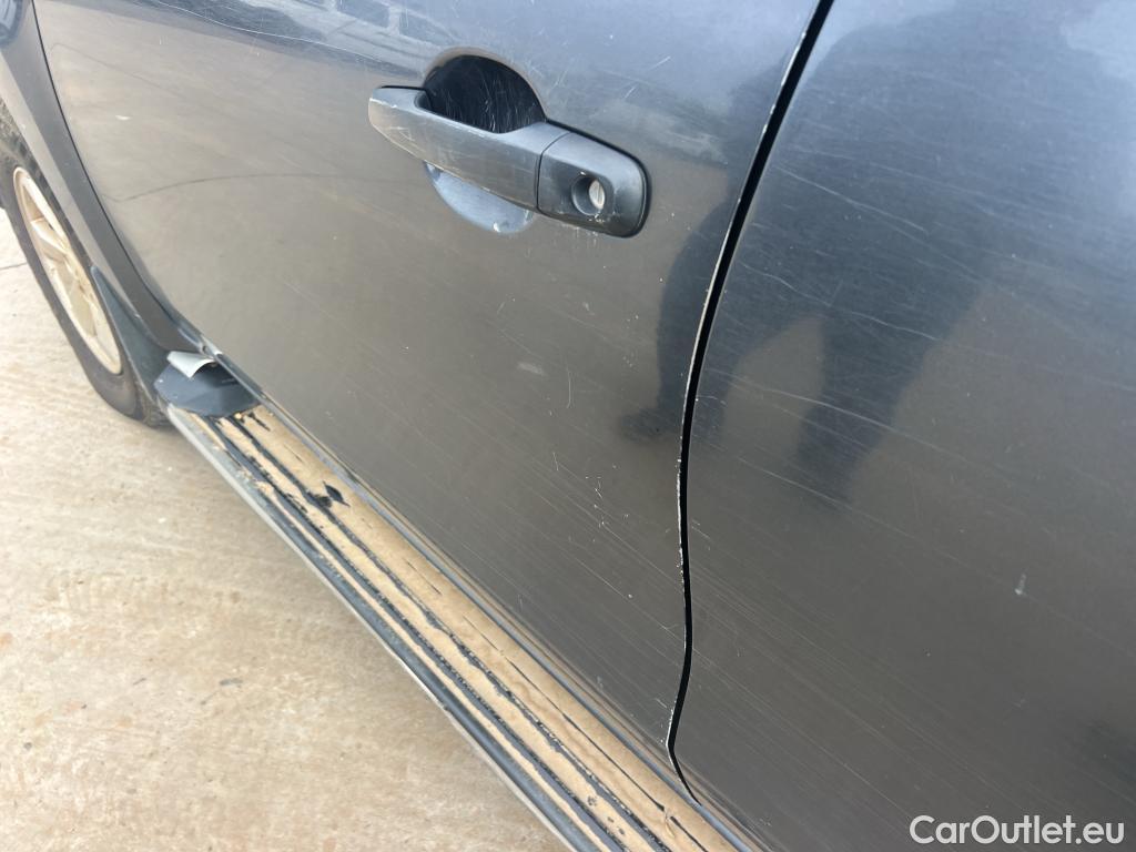  Mitsubishi  L200 MITSUBISHI  / 2019 / 4P / pickup doble cabina D/C 220 DI-D M-Pro #23