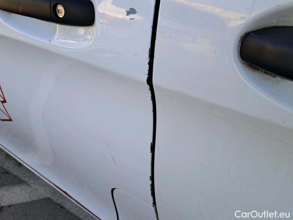  Mercedes  Vito  Tourer 109/110/111/114 CDI FWD Larga (447.703) 1.7 100CV MT6 E6dT #27