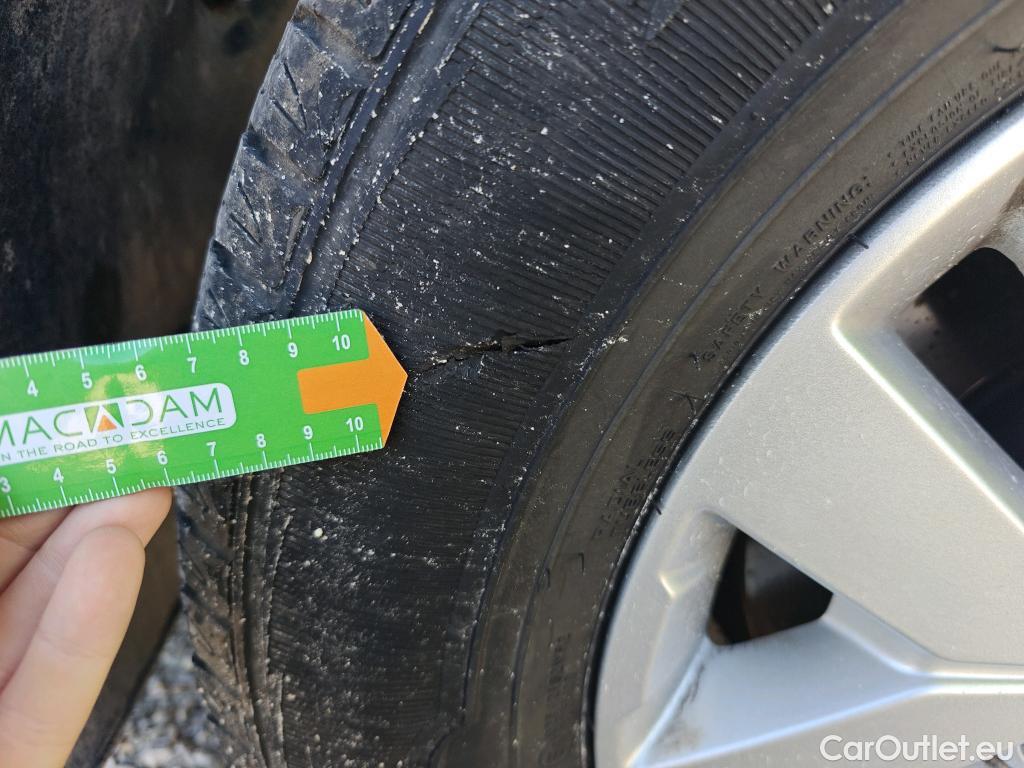  Land Rover  Discovery SSANGYONG Musso / 2022 / 4P / pickup doble cabina Sports D22DTR 4x4 Pro (AC2) #24