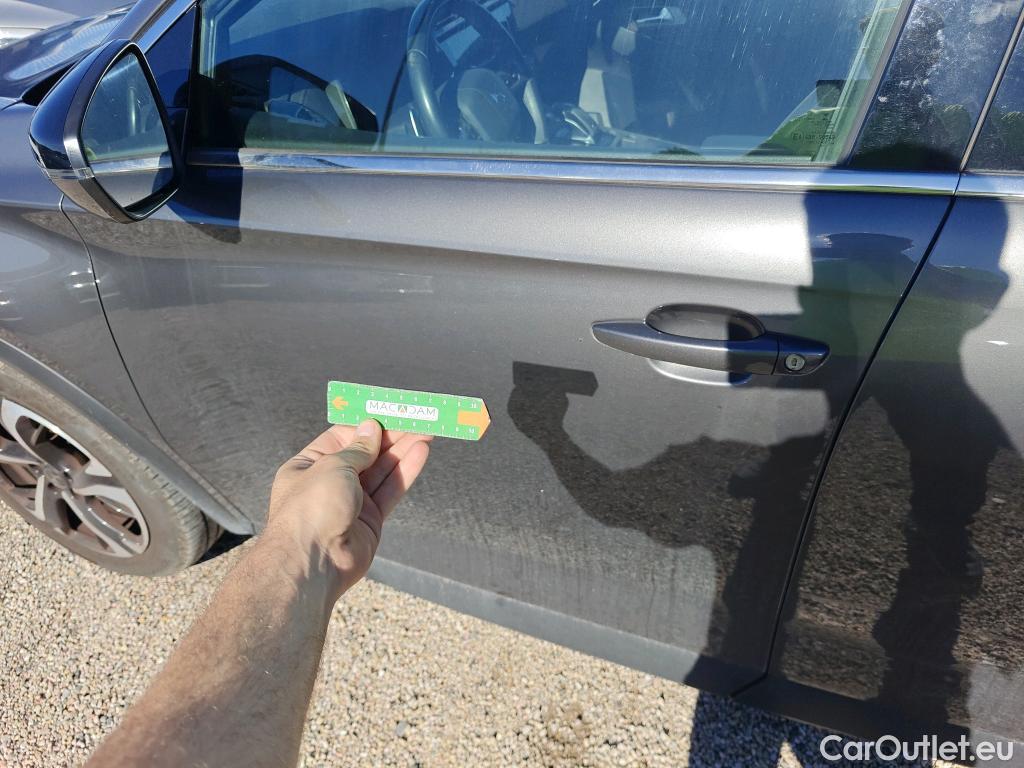  DS  DS7 DS DS 7 Crossback / 2017 / 5P / todoterreno BlueHDi DE 96kW (130CV) Auto. CHIC (AC) #15