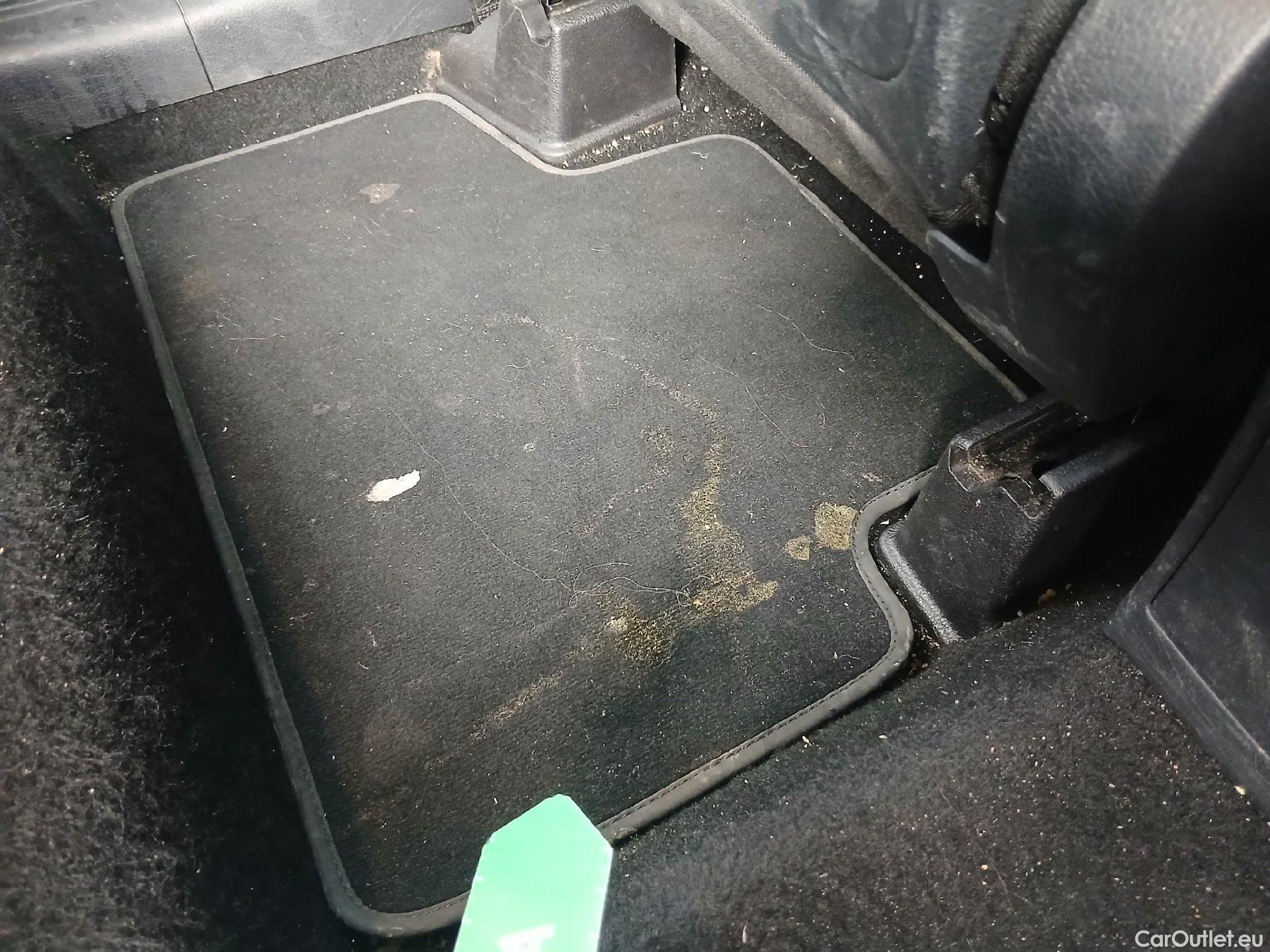  Mercedes  GLB Clase   200 d (247.612)AMG AMG Line 150CV AT8 E6d #55