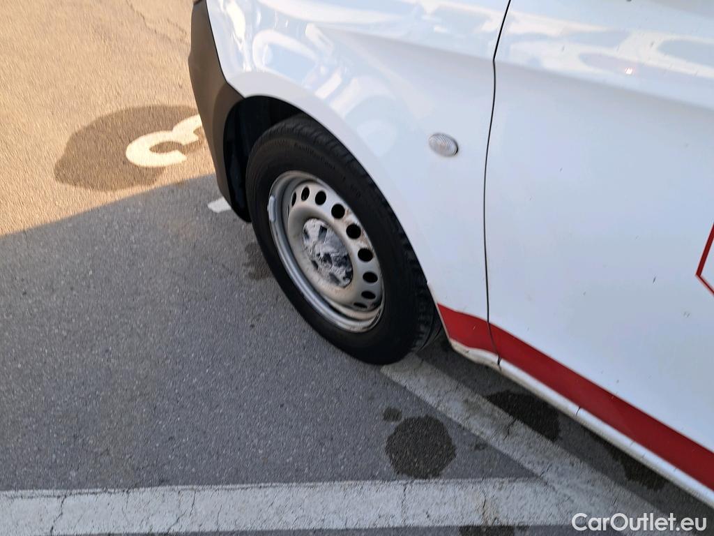  Mercedes  Vito  Tourer 109/110/111/114 CDI FWD Larga (447.703) 1.7 100CV MT6 E6dT #54