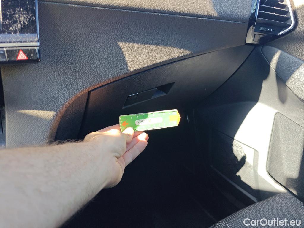  DS  DS7 DS DS 7 Crossback / 2017 / 5P / todoterreno BlueHDi DE 96kW (130CV) Auto. CHIC (AC) #19