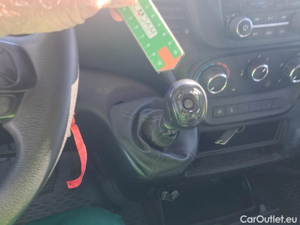  Iveco  Daily IVECO  / 2019 / 4P / combi 35S 14H V 4100/H2 16H M3 #79