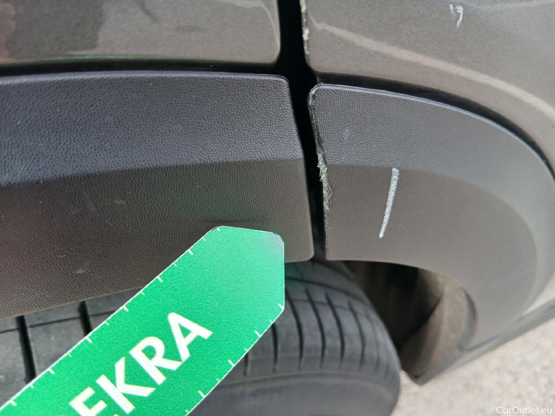  Mercedes  GLB Clase   200 d (247.612)AMG AMG Line 150CV AT8 E6d #45