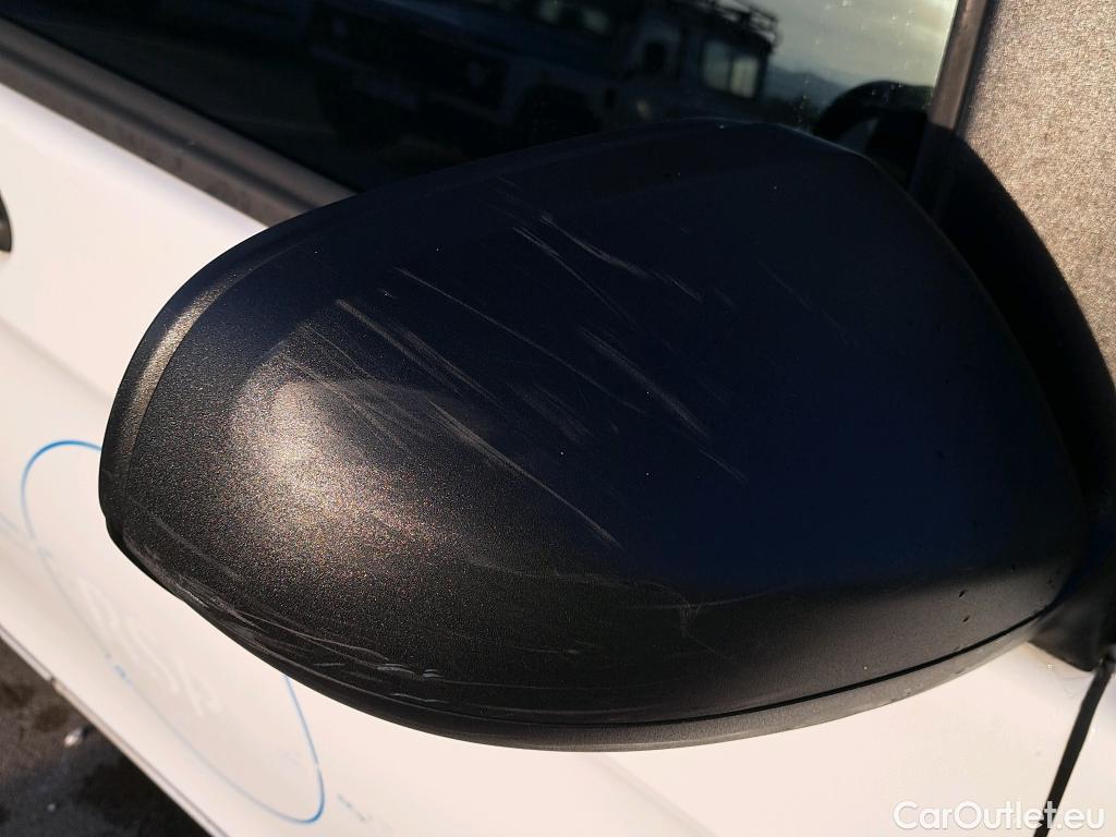  Mercedes  Vito  Tourer 109/110/111/114 CDI FWD Larga (447.703) 1.7 100CV MT6 E6dT #63