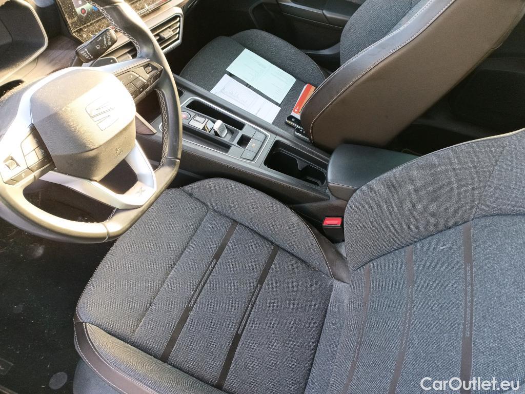  Seat  Leon SEAT Nuevo León / 2020 / 5P / familiar SP 1.4 e-Hybrid DSG S&S Xcellence Go L (AC) #9