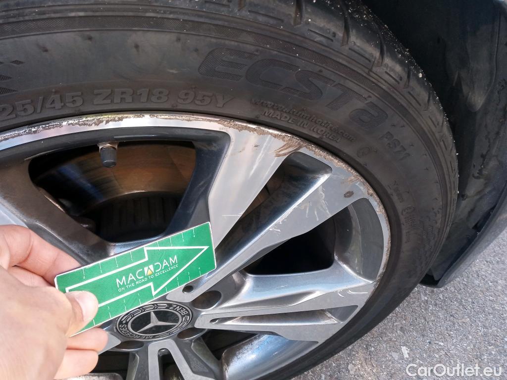  Mercedes  CLA-Klasse MERCEDES-BENZ Clase C / 2014 / 4P / sedán C 220 d #7