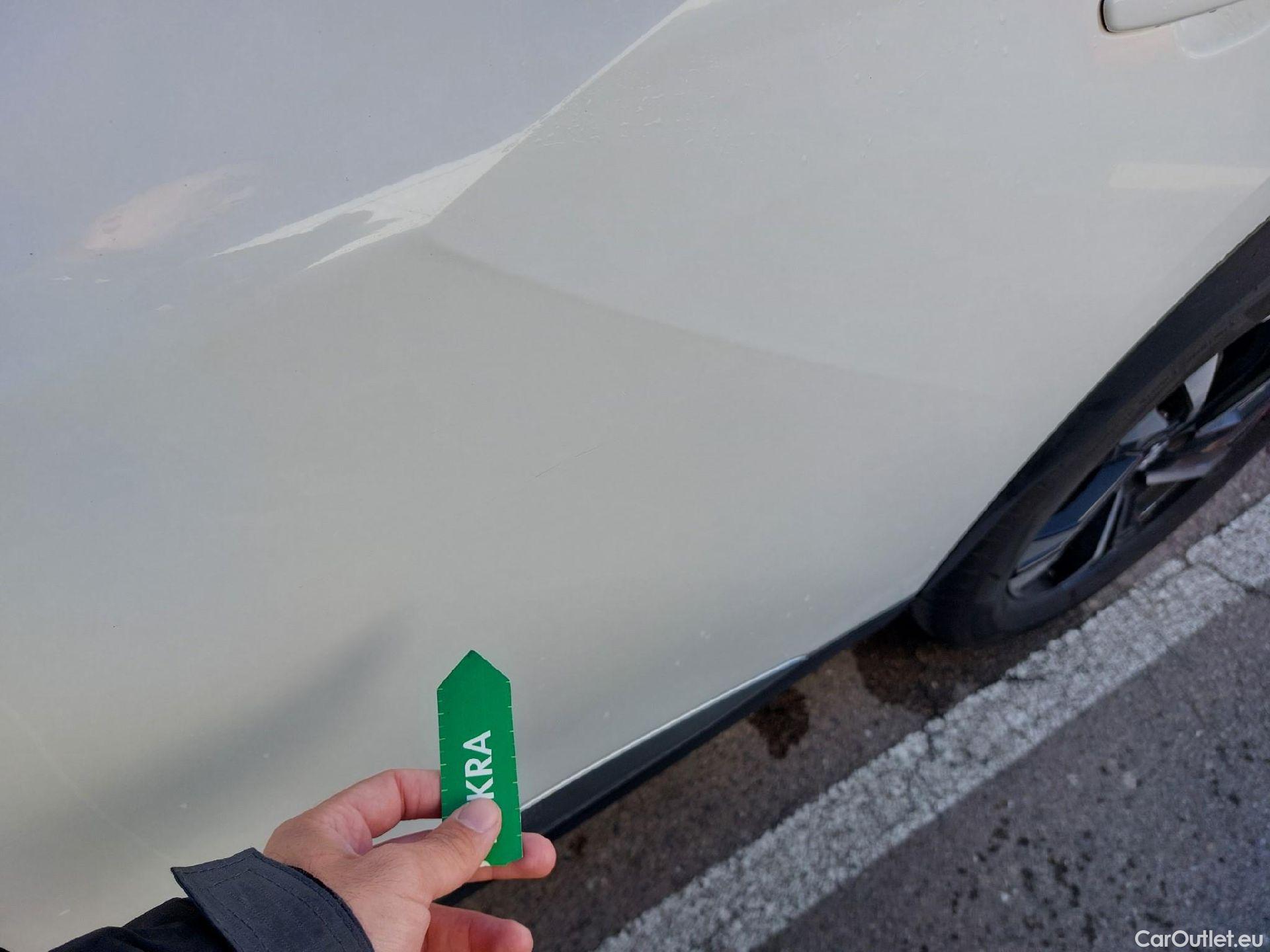  Peugeot  2008 PEUGEOT  / 2019 / 5P / todoterreno Allure BlueHDI 100 S&S BVM6 (CX) #6