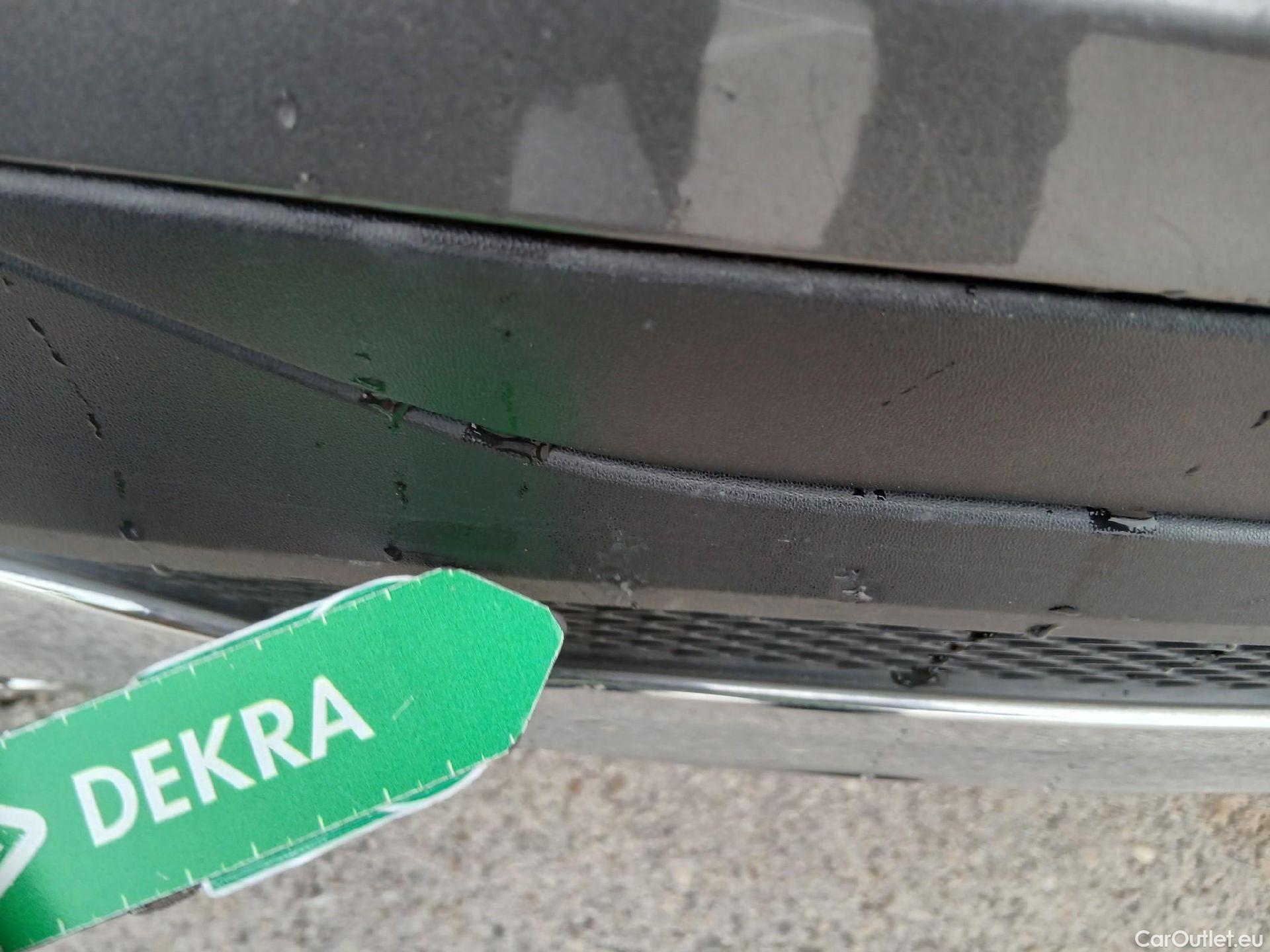  Mercedes  GLB MERCEDES-BENZ  / 2019 / 5P / todoterreno 2.0  220 D 4MATIC DCT 140KW (190CV) #30