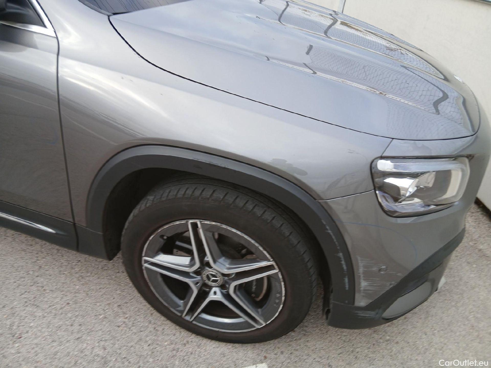  Mercedes  GLB MERCEDES-BENZ  / 2019 / 5P / todoterreno 2.0  220 D 4MATIC DCT 140KW (190CV) #42