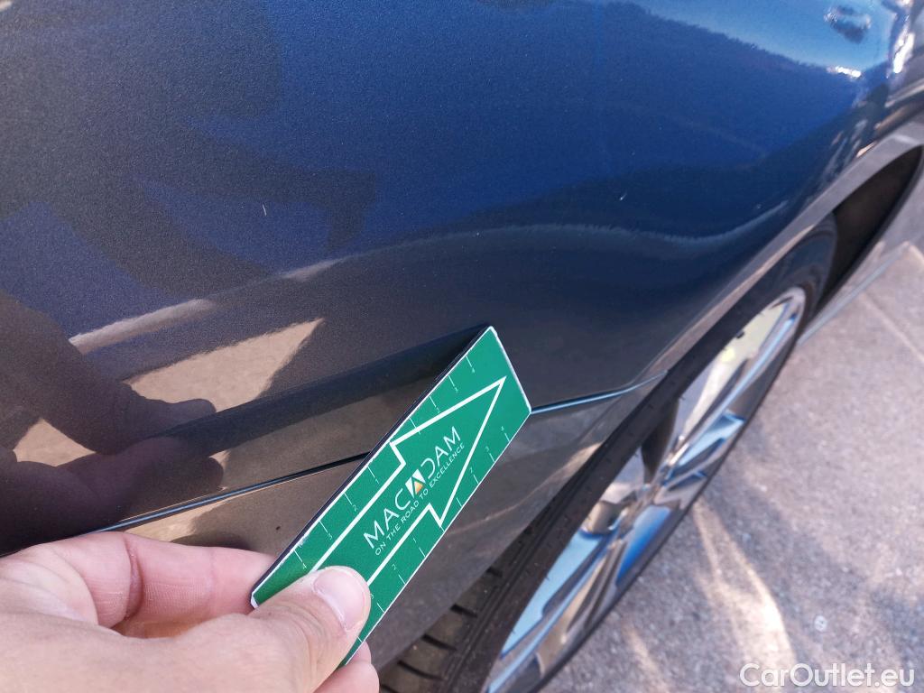  Mercedes  CLA-Klasse MERCEDES-BENZ Clase C / 2014 / 4P / sedán C 220 d #31