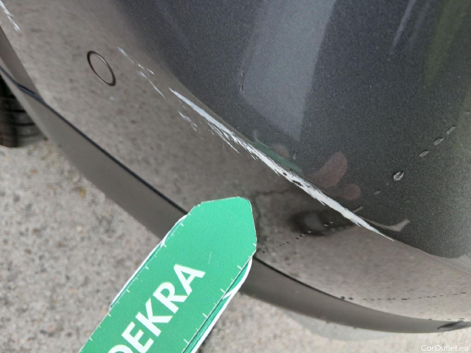  Mercedes  GLB MERCEDES-BENZ  / 2019 / 5P / todoterreno 2.0  220 D 4MATIC DCT 140KW (190CV) #27