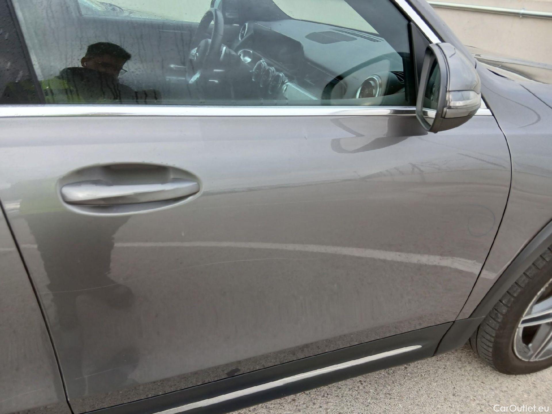  Mercedes  GLB MERCEDES-BENZ  / 2019 / 5P / todoterreno 2.0  220 D 4MATIC DCT 140KW (190CV) #39