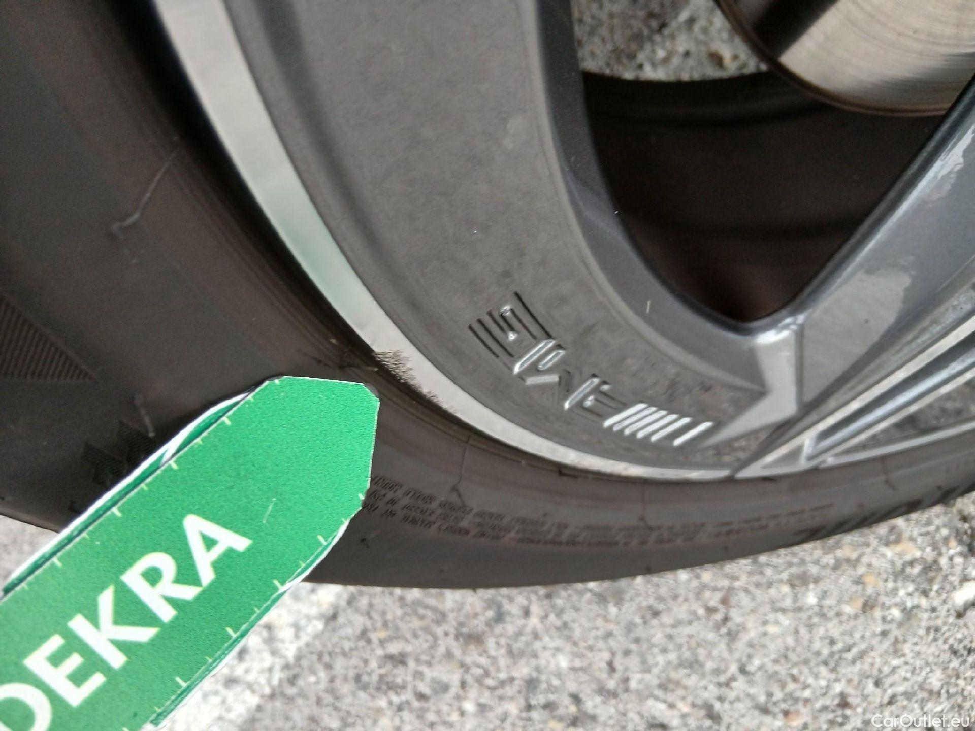  Mercedes  GLB MERCEDES-BENZ  / 2019 / 5P / todoterreno 2.0  220 D 4MATIC DCT 140KW (190CV) #5