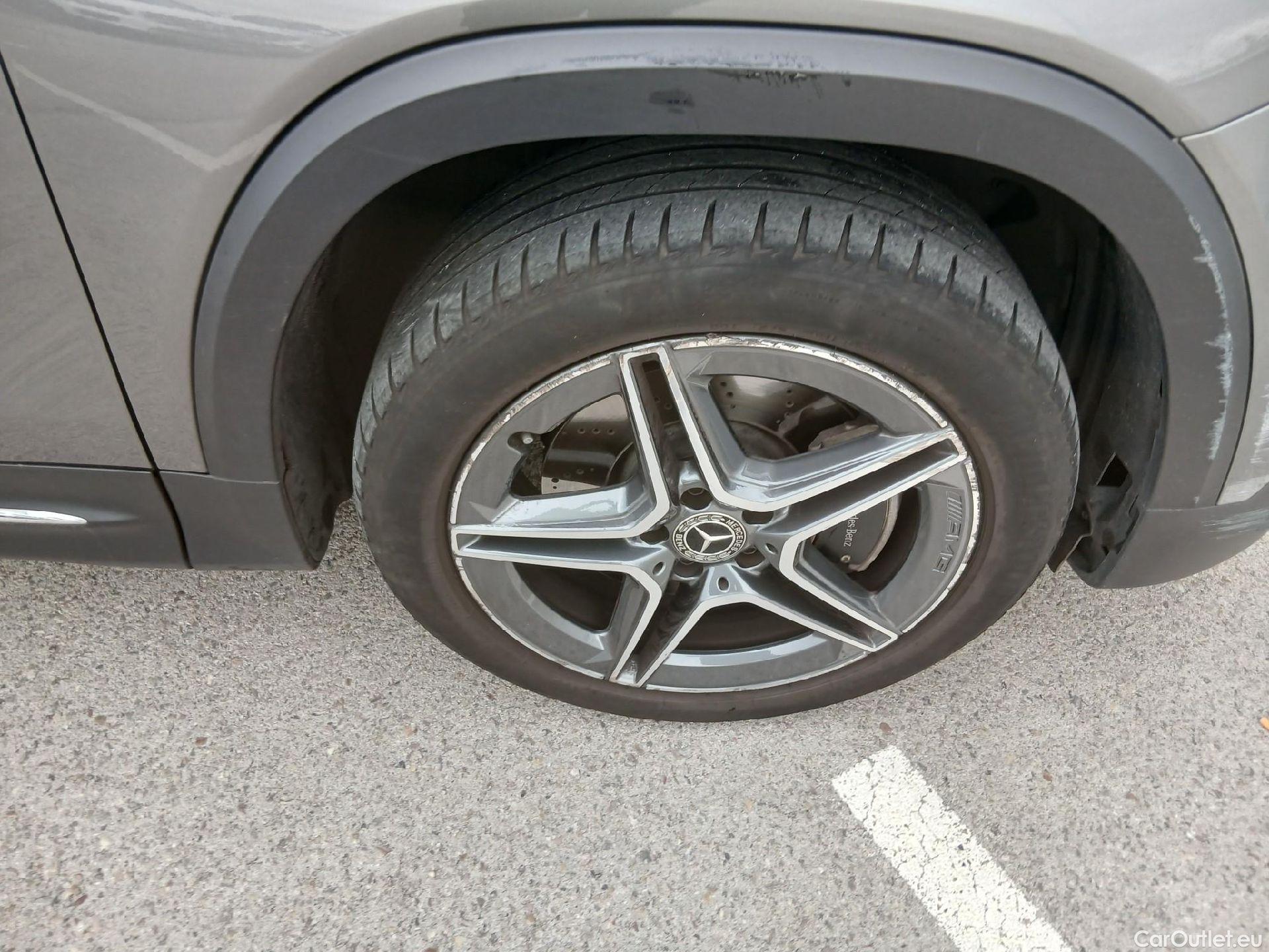  Mercedes  GLB MERCEDES-BENZ  / 2019 / 5P / todoterreno 2.0  220 D 4MATIC DCT 140KW (190CV) #8