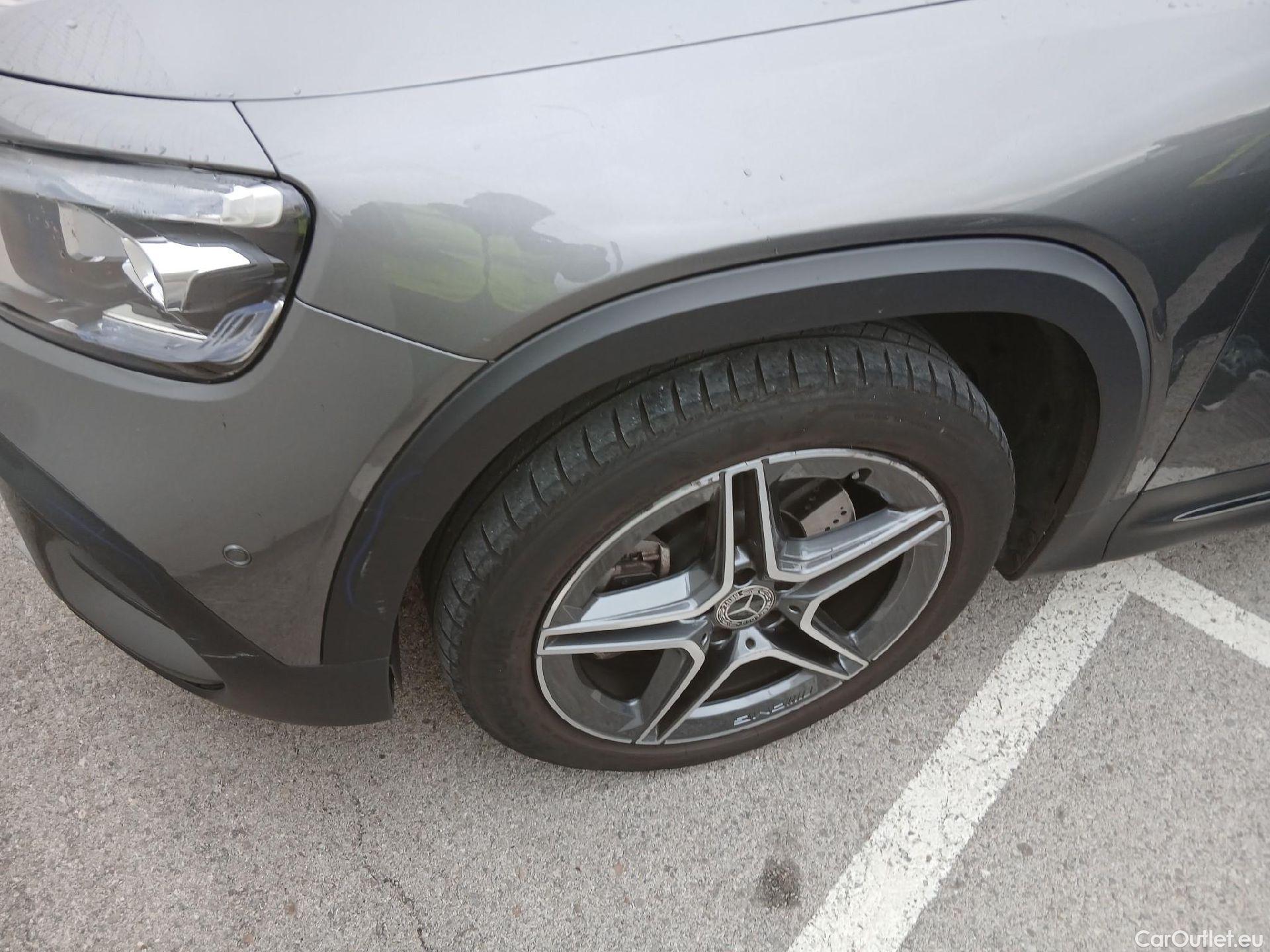  Mercedes  GLB MERCEDES-BENZ  / 2019 / 5P / todoterreno 2.0  220 D 4MATIC DCT 140KW (190CV) #18