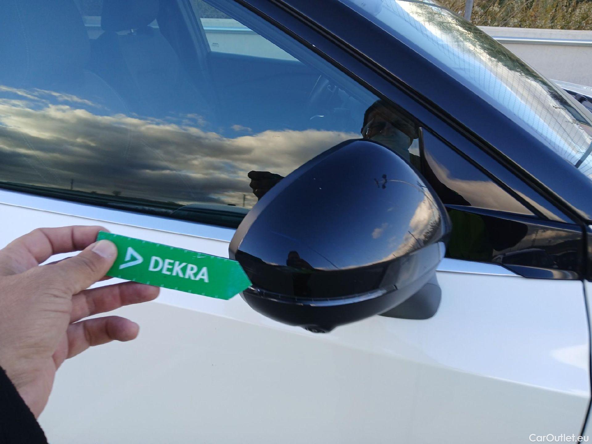  Nissan  Qashqai NISSAN  / 2021 / 5P / todoterreno DIG-T 116kW mHEV Xtronic Premiere Edit.(SL) #11