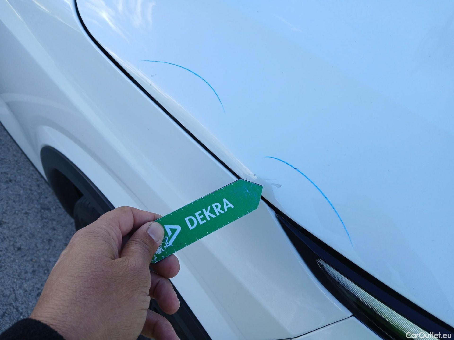  Nissan  Qashqai NISSAN  / 2021 / 5P / todoterreno DIG-T 116kW mHEV Xtronic Premiere Edit.(SL) #12