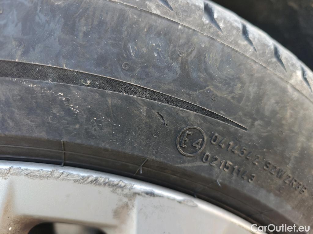  Bmw  Serie 2 BMW  Gran Tourer/2018/5P/monovolumen compacto 218d #13