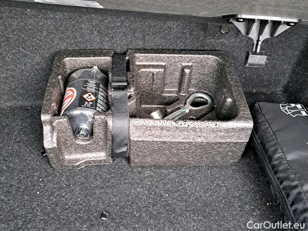  Bmw  X1 BMW  / 2019 / 5P / todoterreno sDrive18dA Corporate (AC2) #7