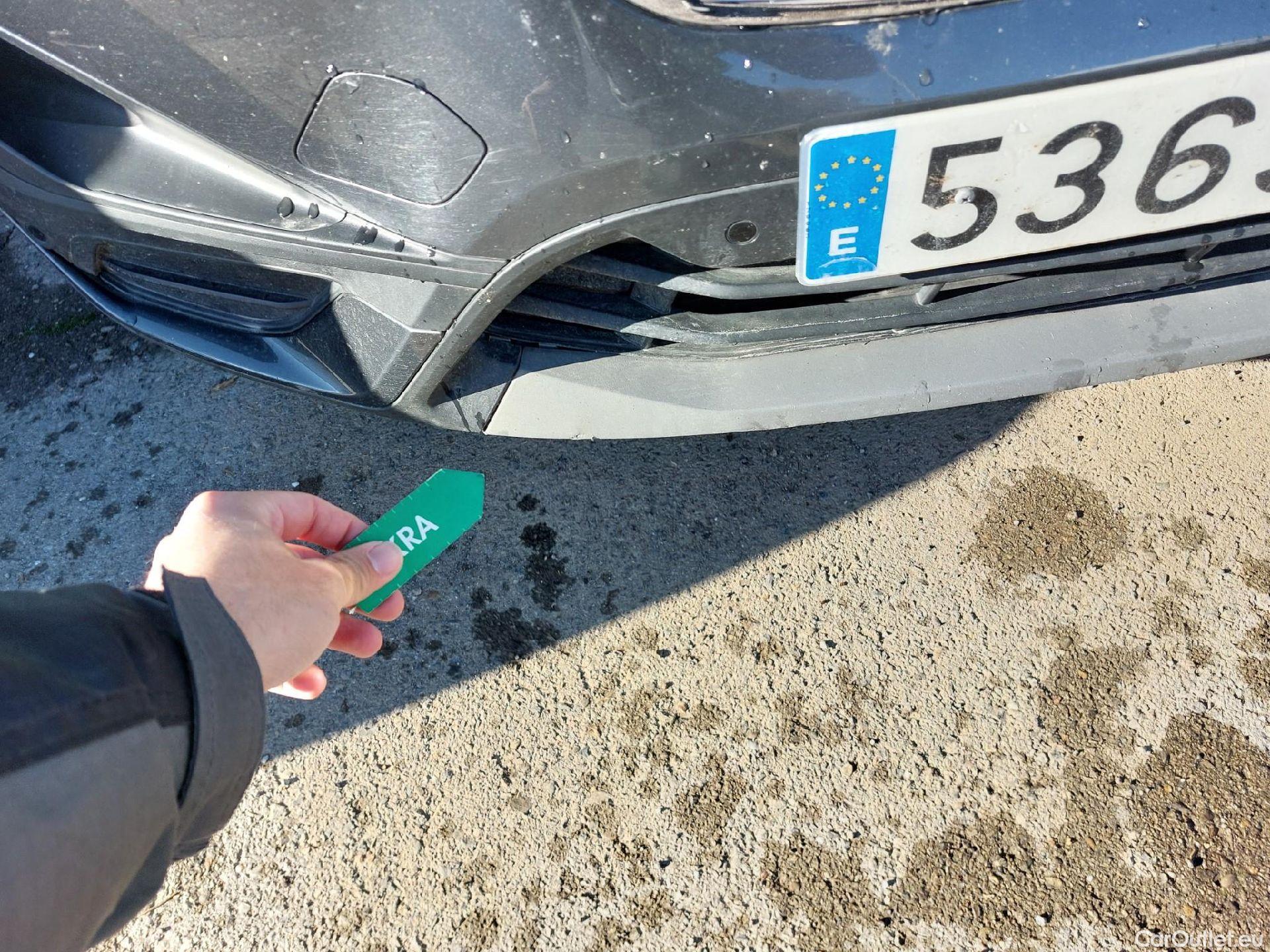  Bmw  X1 BMW  sDrive18i #4