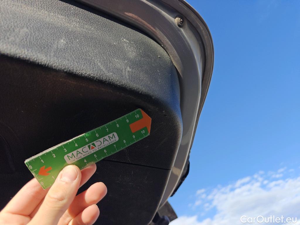  Bmw  Serie 2 BMW  Gran Tourer/2018/5P/monovolumen compacto 218d #17