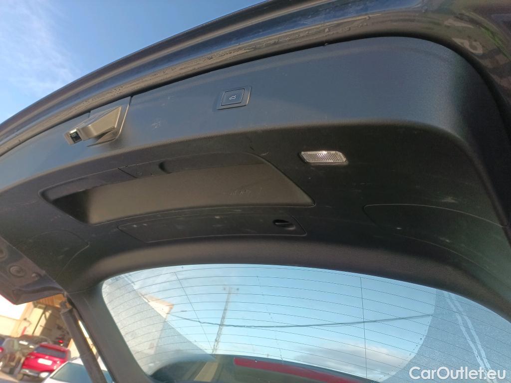  Audi  Q5 AUDI  / 2020 / 5P / todoterreno Advanced 35 TDI 120kW S tronic (AC2) #9