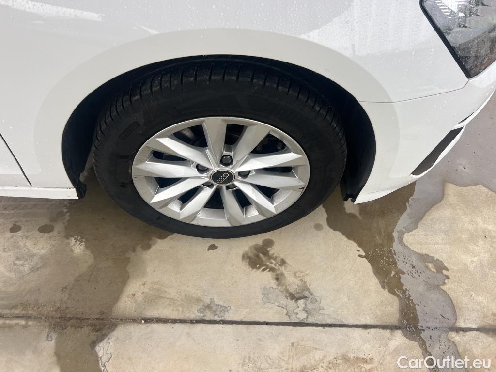  Audi  A3 AUDI  / 2020 / 5P / berlina con portón Sportback 30 TFSI 81kW (110CV) S tronic #9