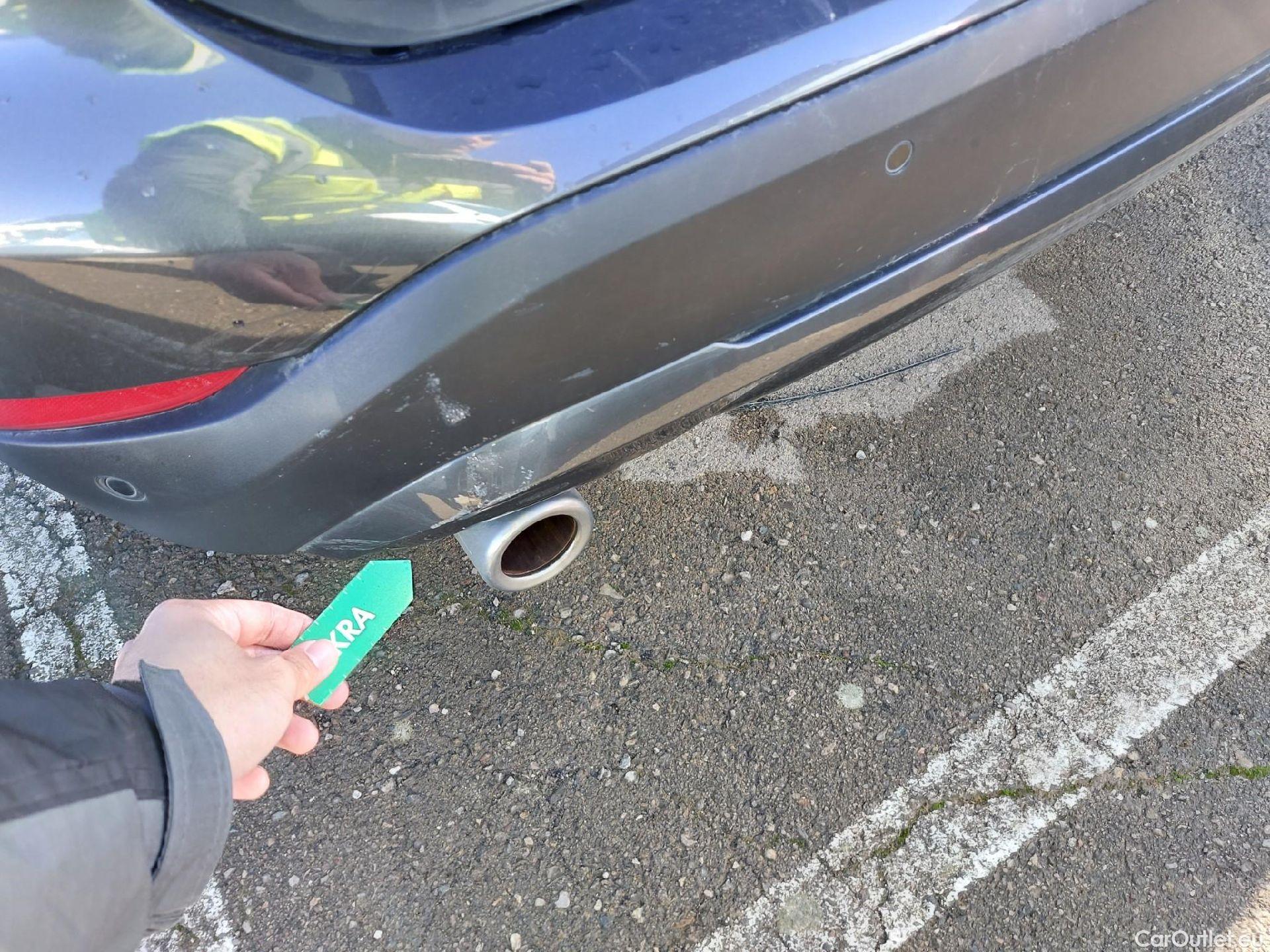  Bmw  X1 BMW  sDrive18i #22