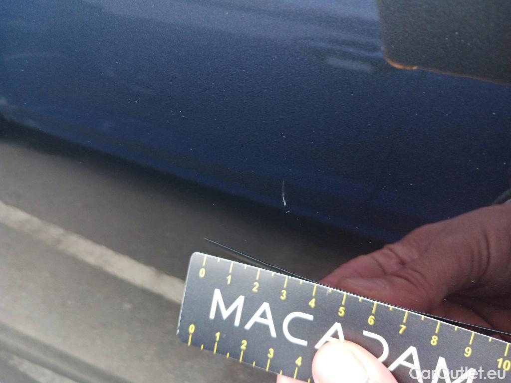  Audi  Q5 AUDI  / 2016 / 5P / todoterreno Design 35 TDI 120kW S tronic (AC) #29