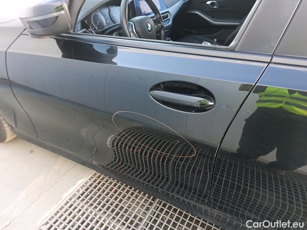  Bmw  Serie 3 BMW  / 2019 / 5P / familiar 318d Auto.Touring #5