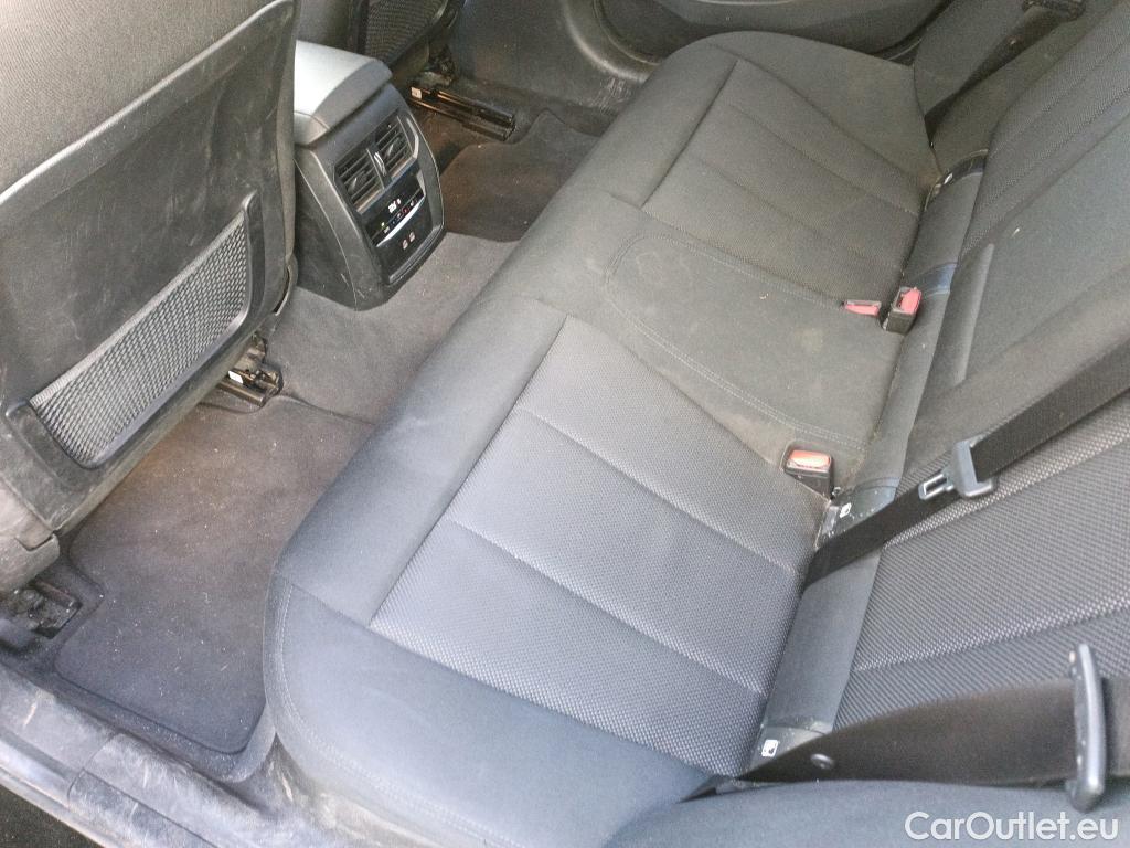  Bmw  Serie 3 BMW  / 2019 / 5P / familiar 318d Auto.Touring #12