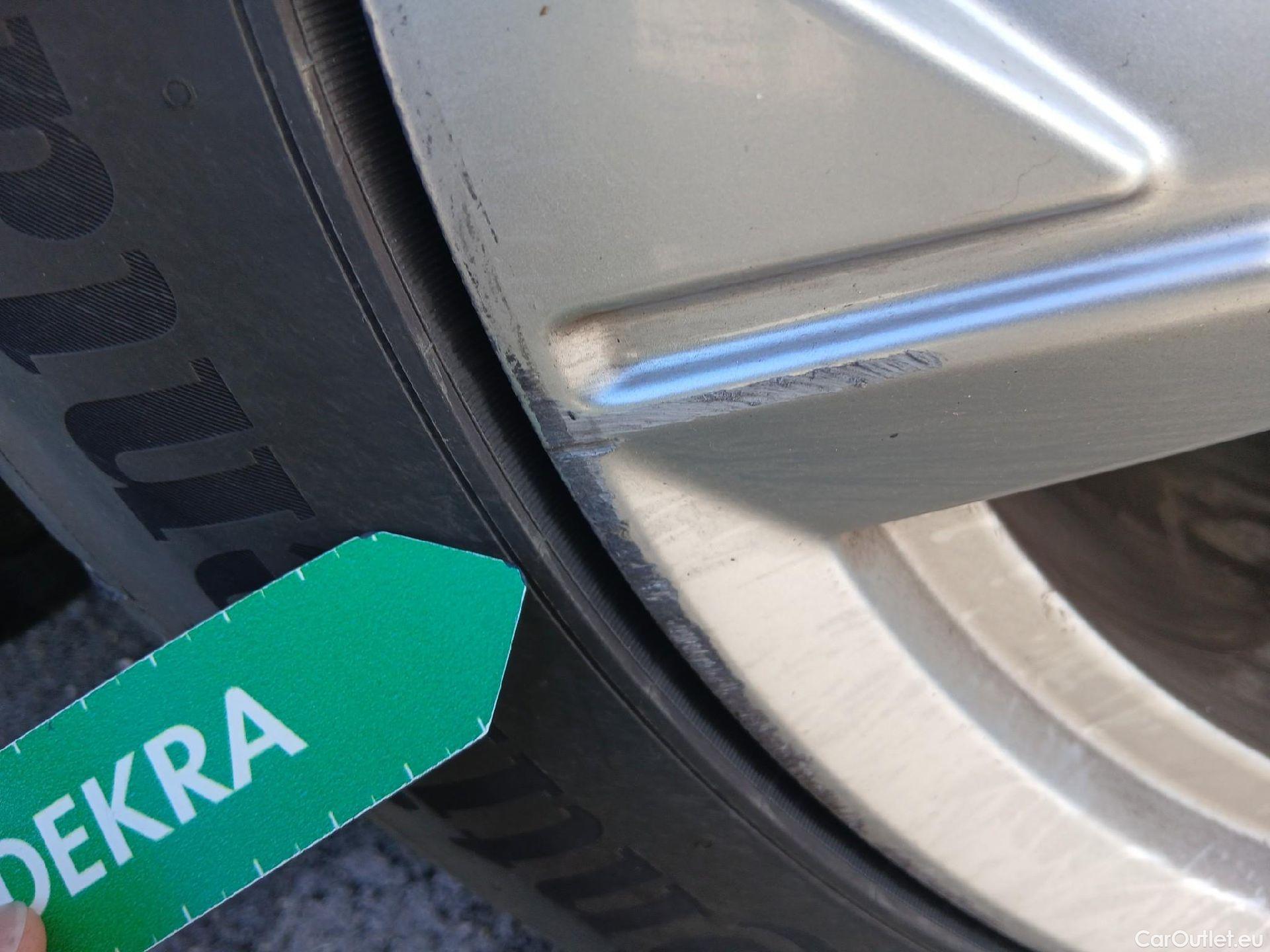  Audi  A6 AUDI  / 2018 / 4P / sedán 50 TFSIe quattro S tronic Sport #24